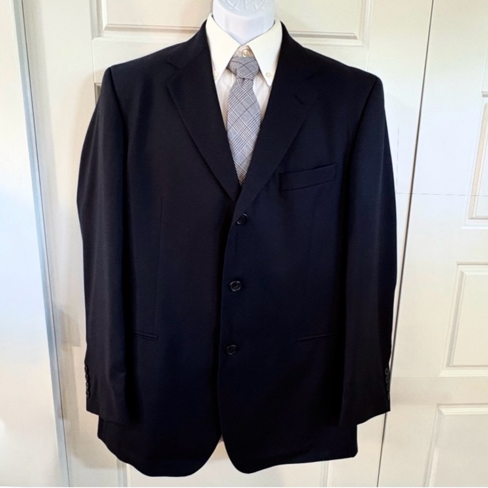 Hugo Boss Men's Navy Blue Three-Button Sport Coat Blazer